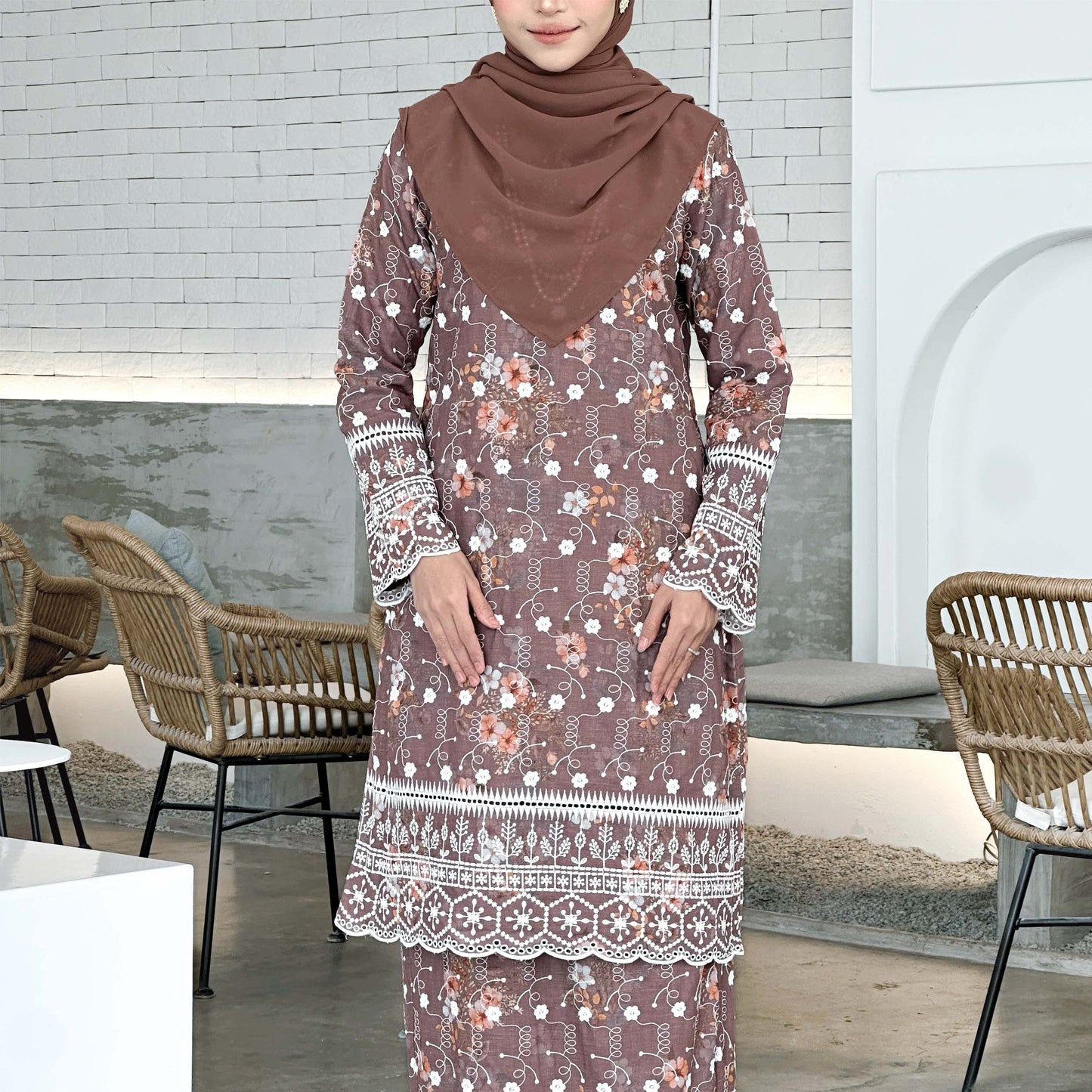 Zalea Kurung