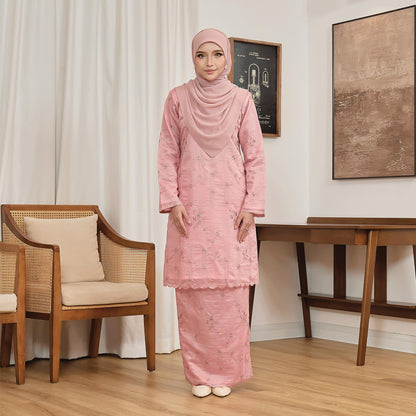 Rozelle Kurung