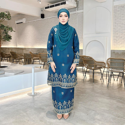 Lumiera Kurung