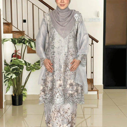 Umaira Kurung