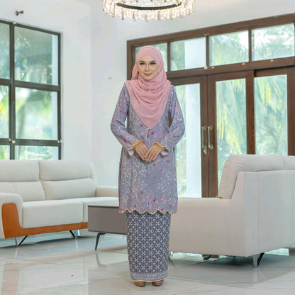 Sonia Kurung