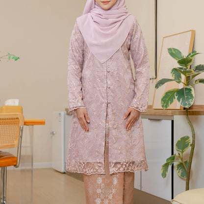 Mellysa Kurung