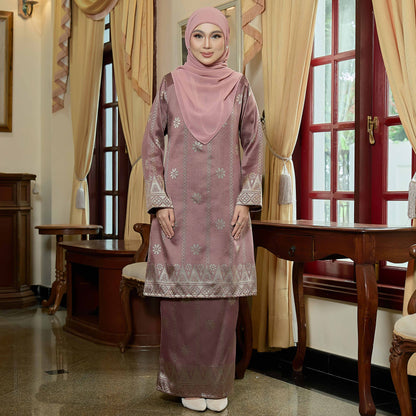 Kenanga Kurung