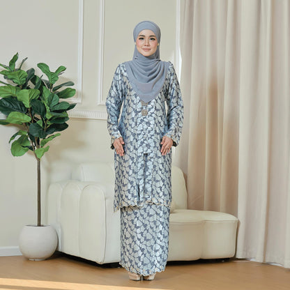 Irdina Kurung
