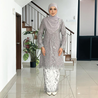 Izara Kurung