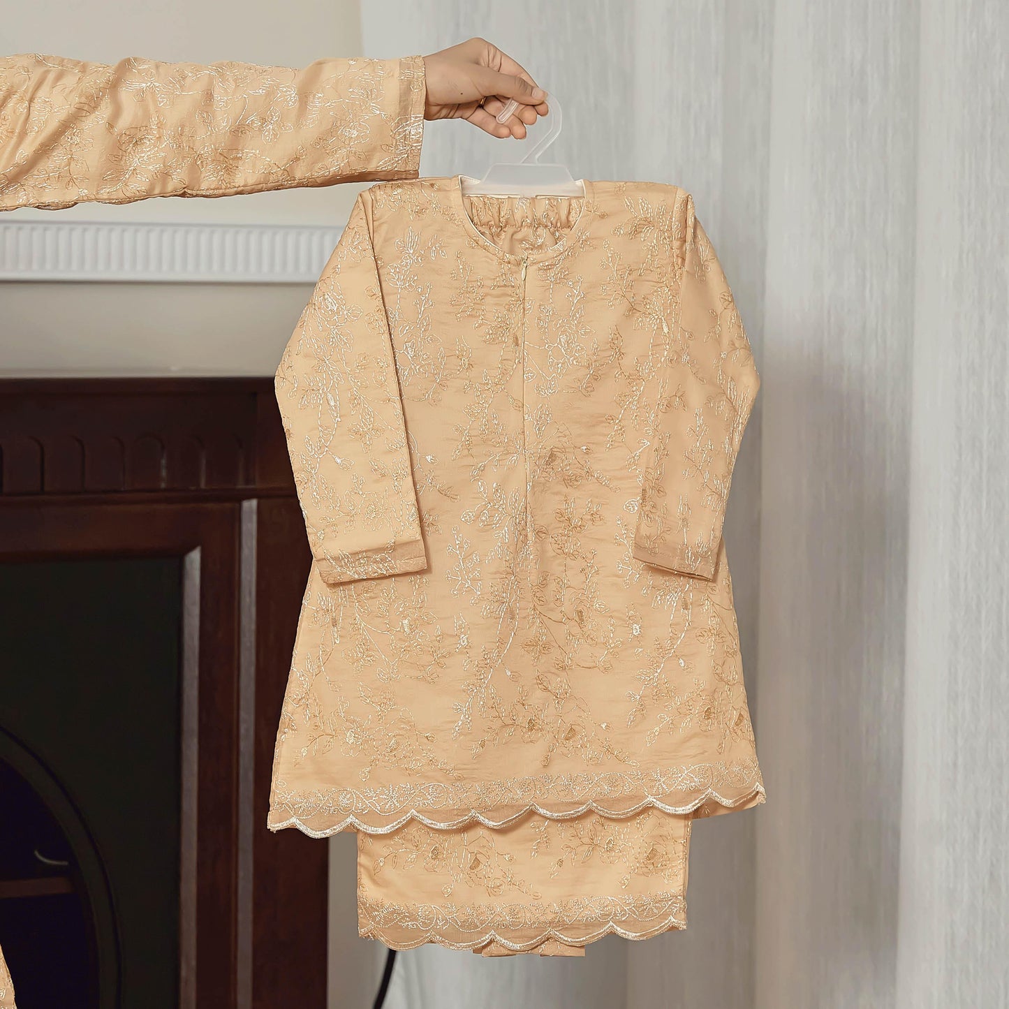 Aera Kids Kurung