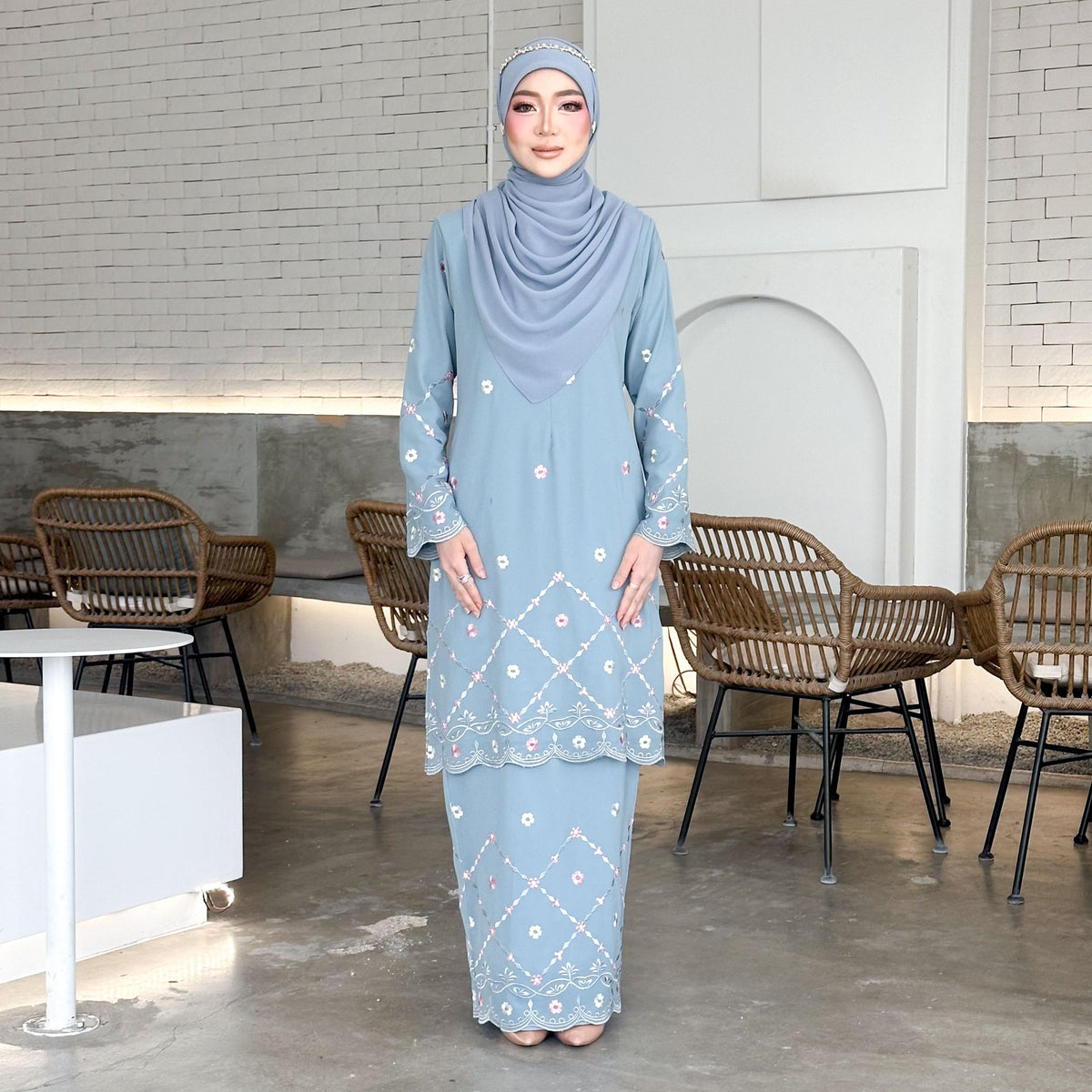 Jenna 2.0 Kurung