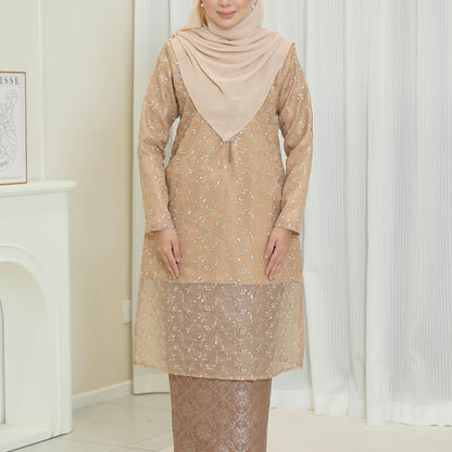 Laressa Kurung
