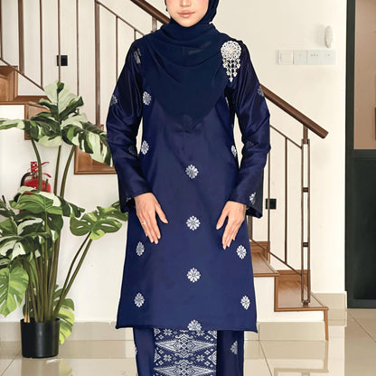 Melati Kurung
