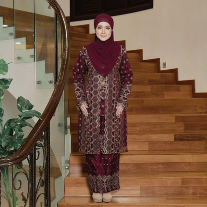Mikalea Kebaya
