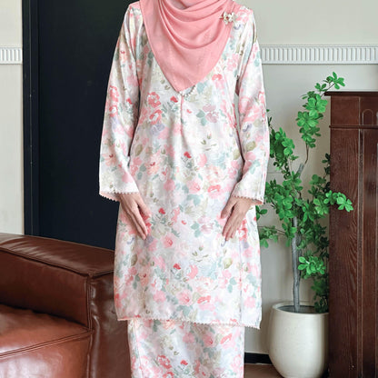 Alia Kurung