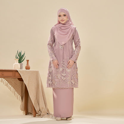 Lunaya Kurung