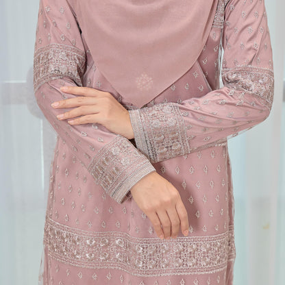 Priya Kurung