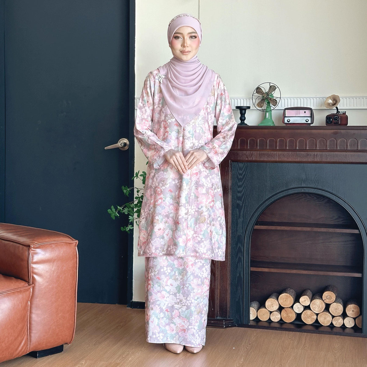 Alia Kurung