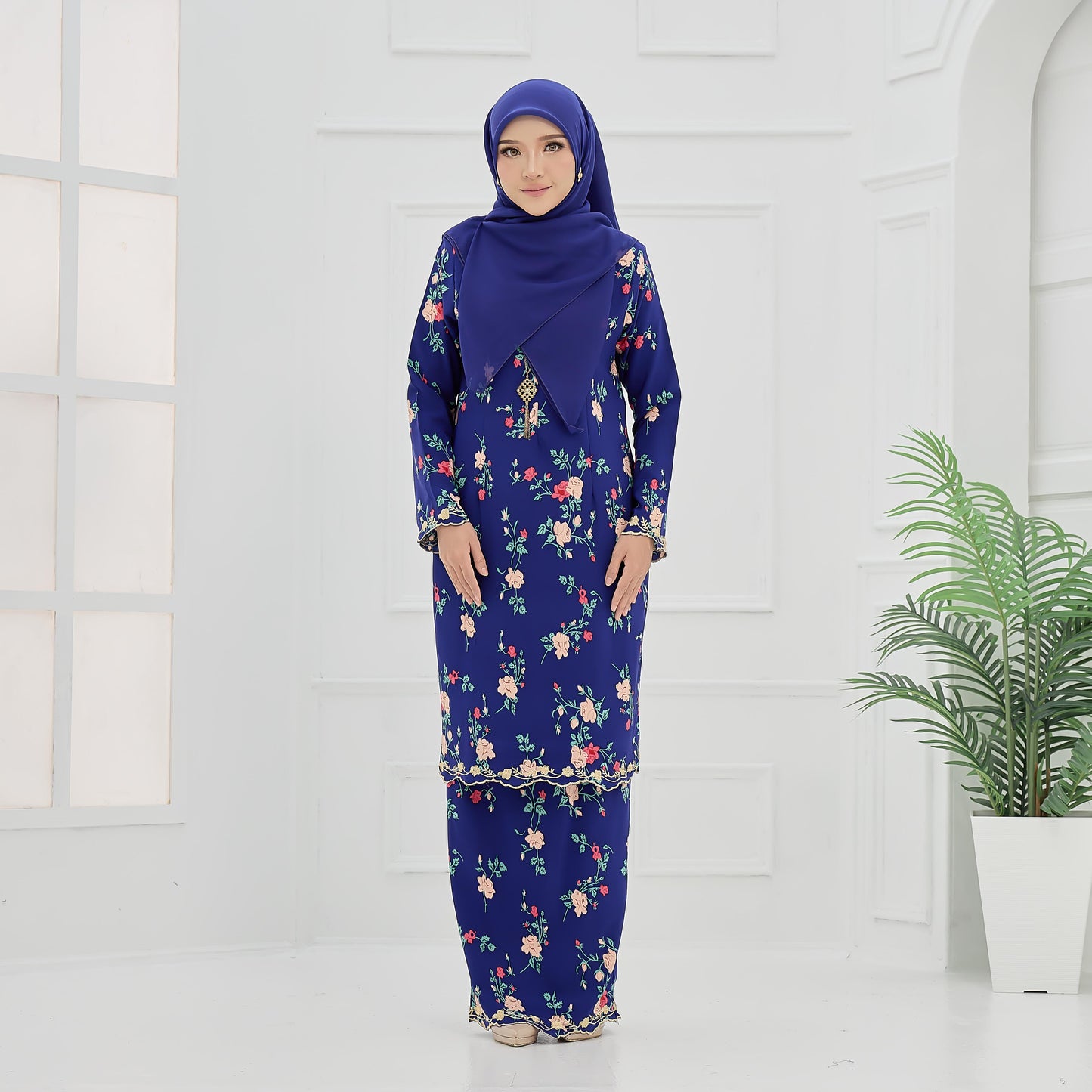 Younna Kurung