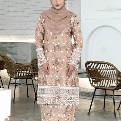 Zalea Kurung