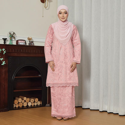 Aera Kurung
