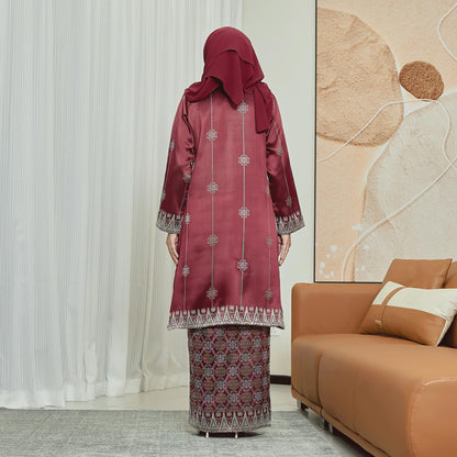 Mayang Sari Kebaya