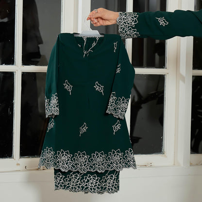 Lysandra Kids Kurung