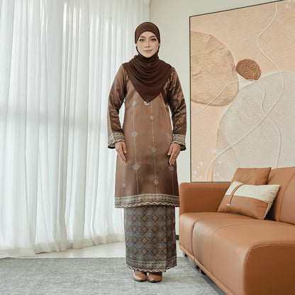 Dang Wangi Kurung