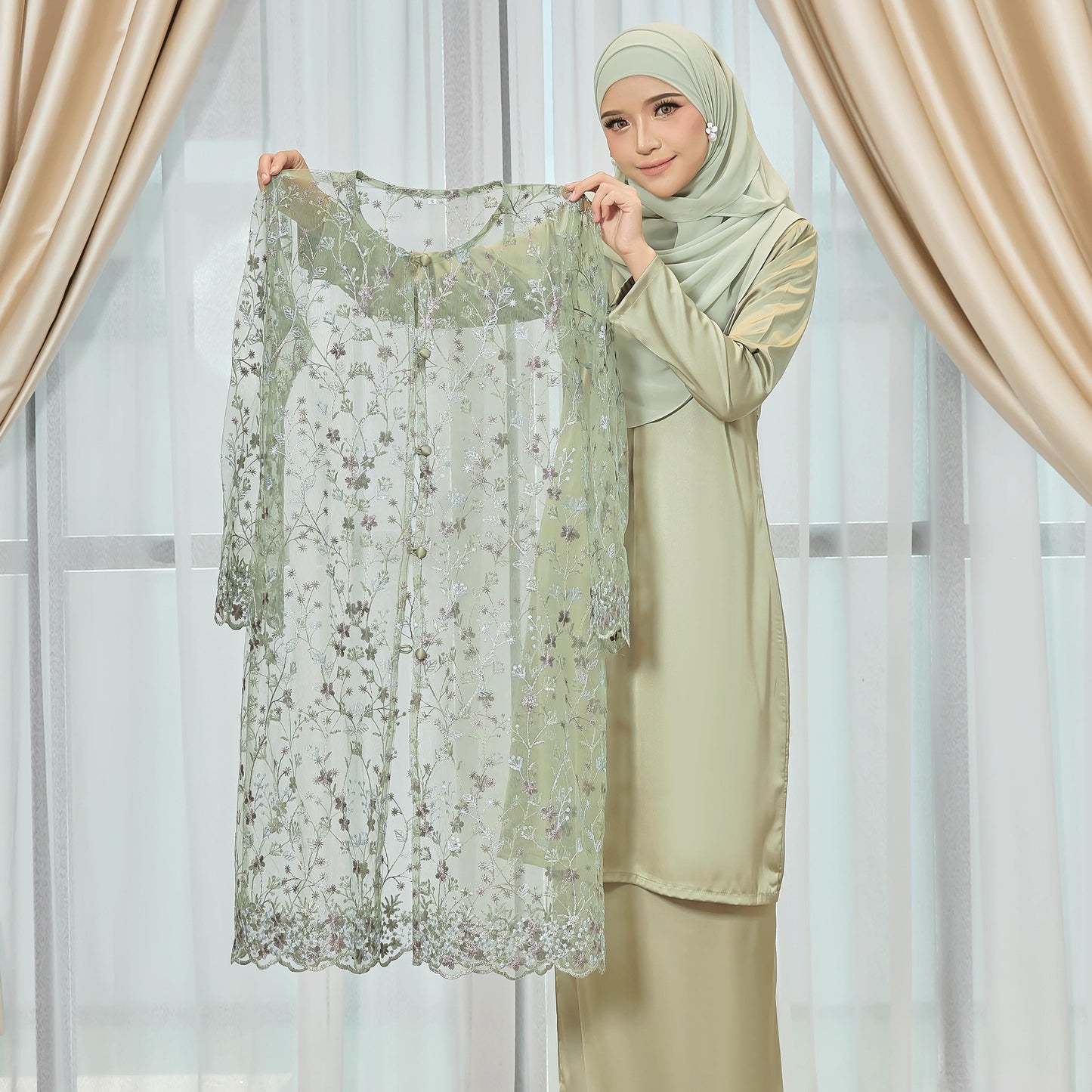 Larabelle Kurung