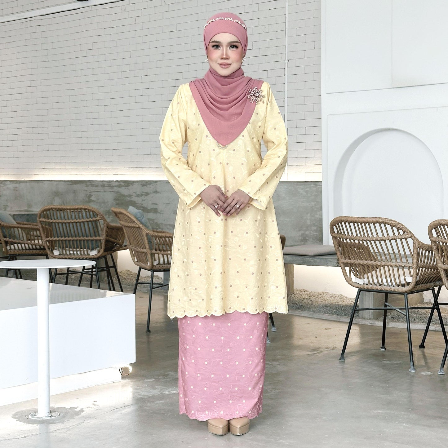 Maneesa Kurung