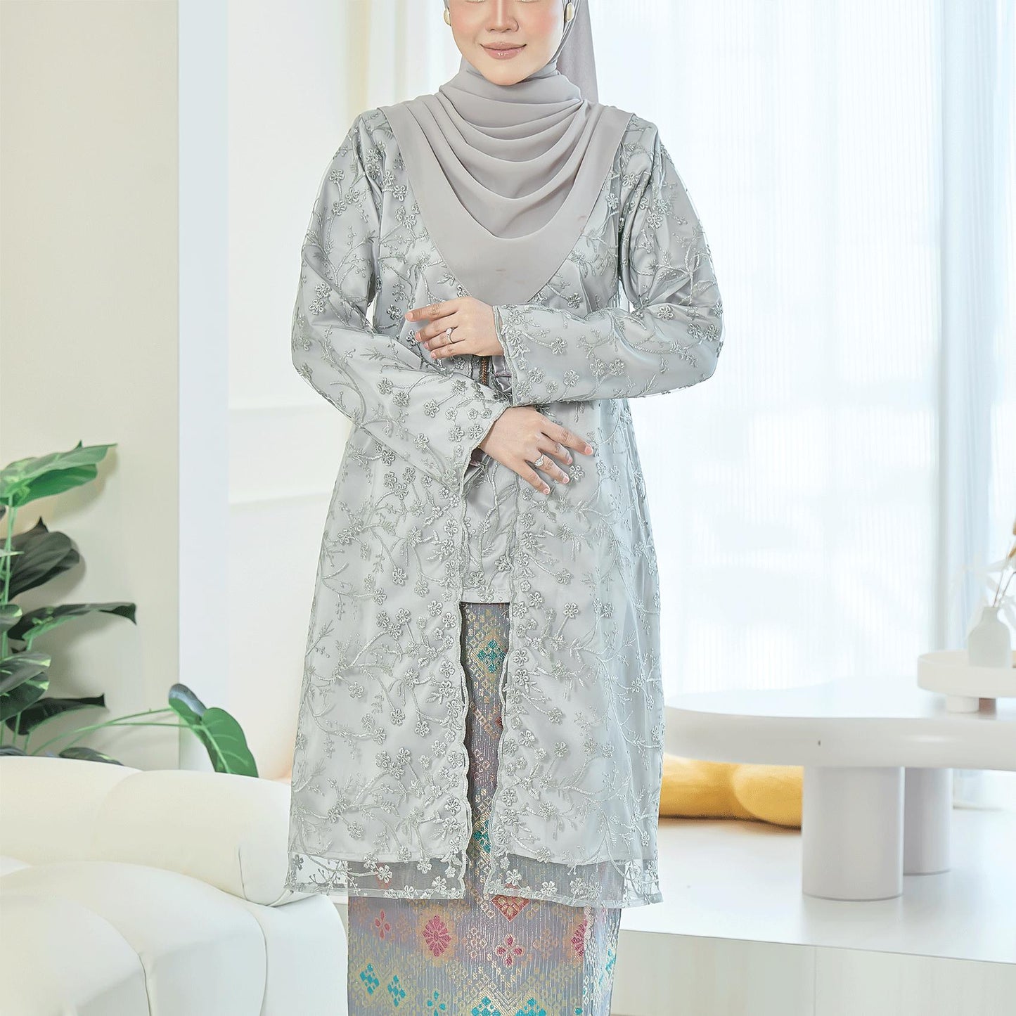 Seroja Kurung