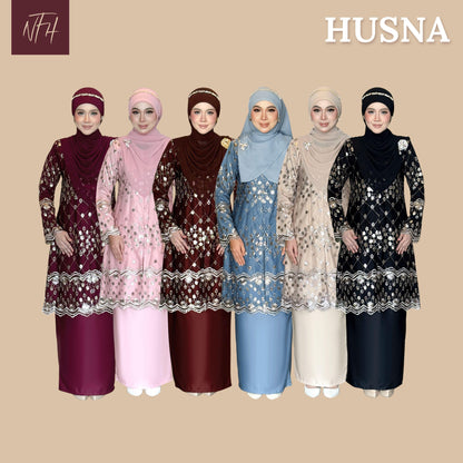 Husna Kurung