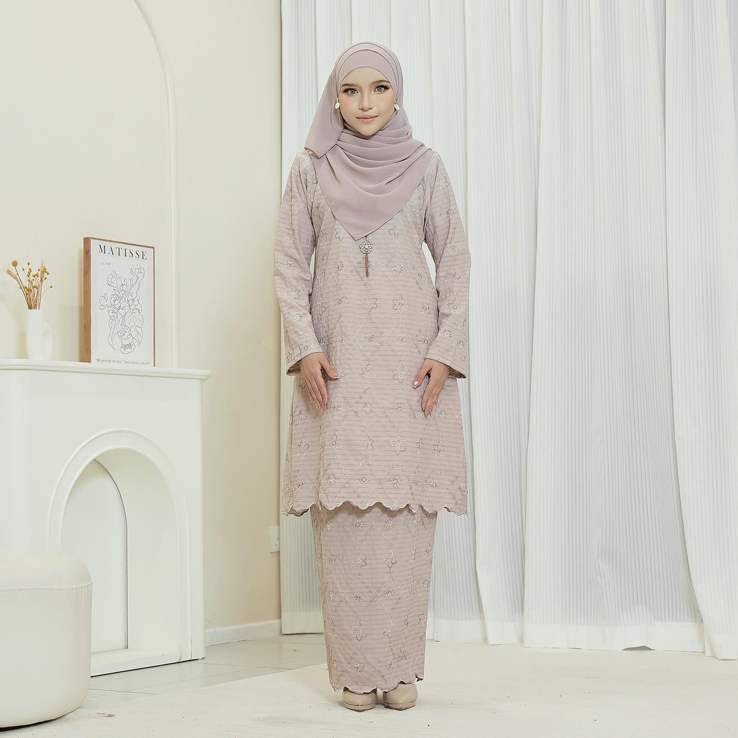 Adeyya Kurung