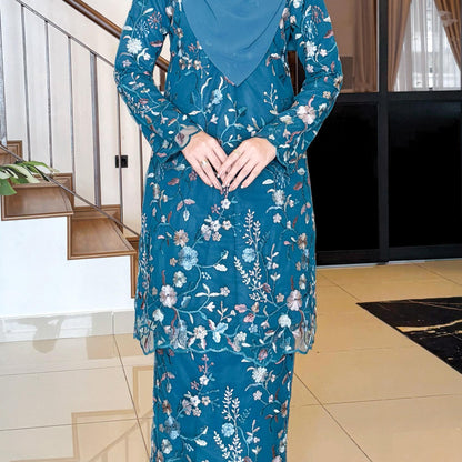 Roserra Kurung