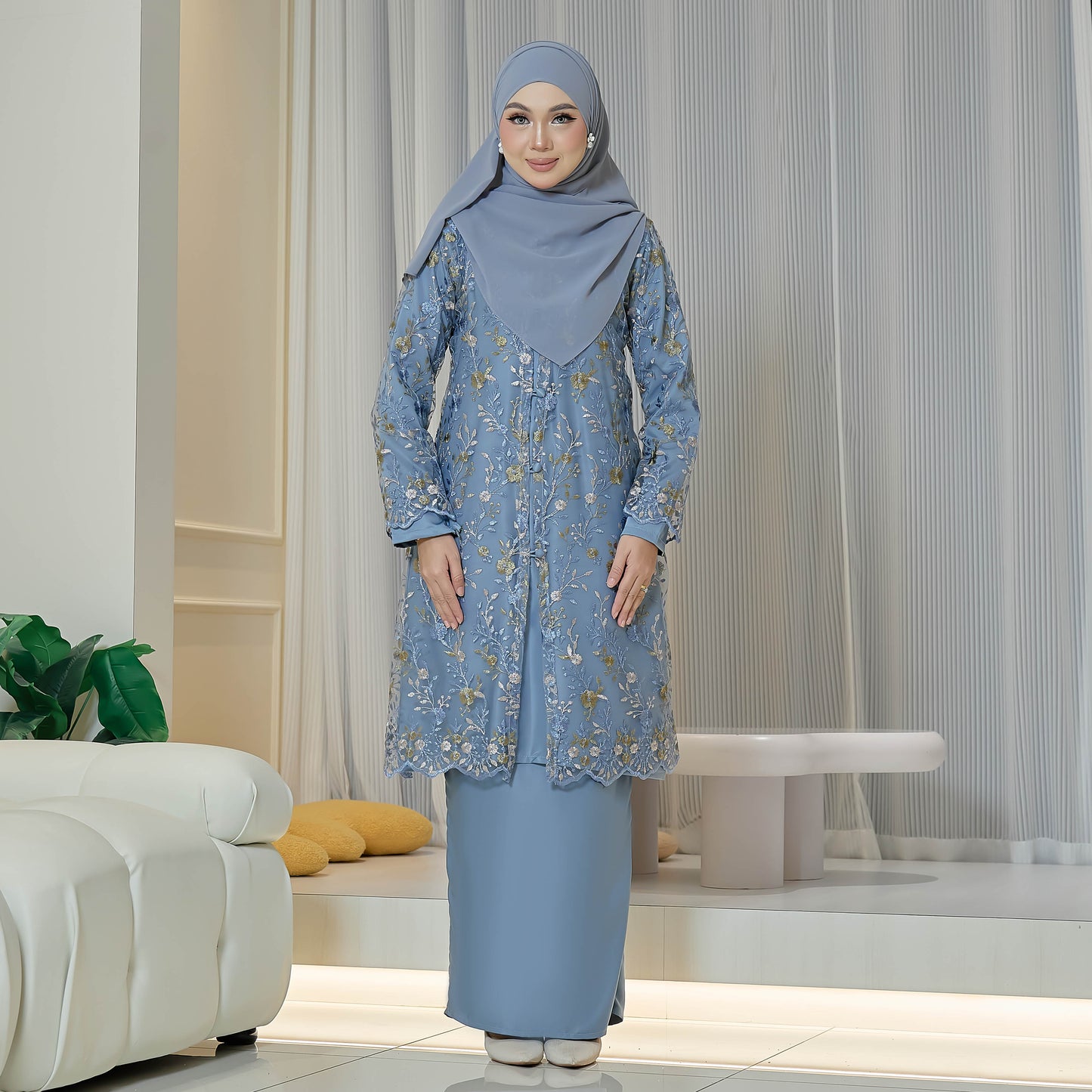 Lorevia Kurung