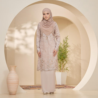 Carlisa Kurung