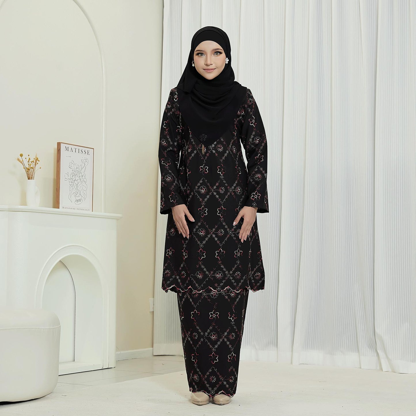 Adeyya Kurung