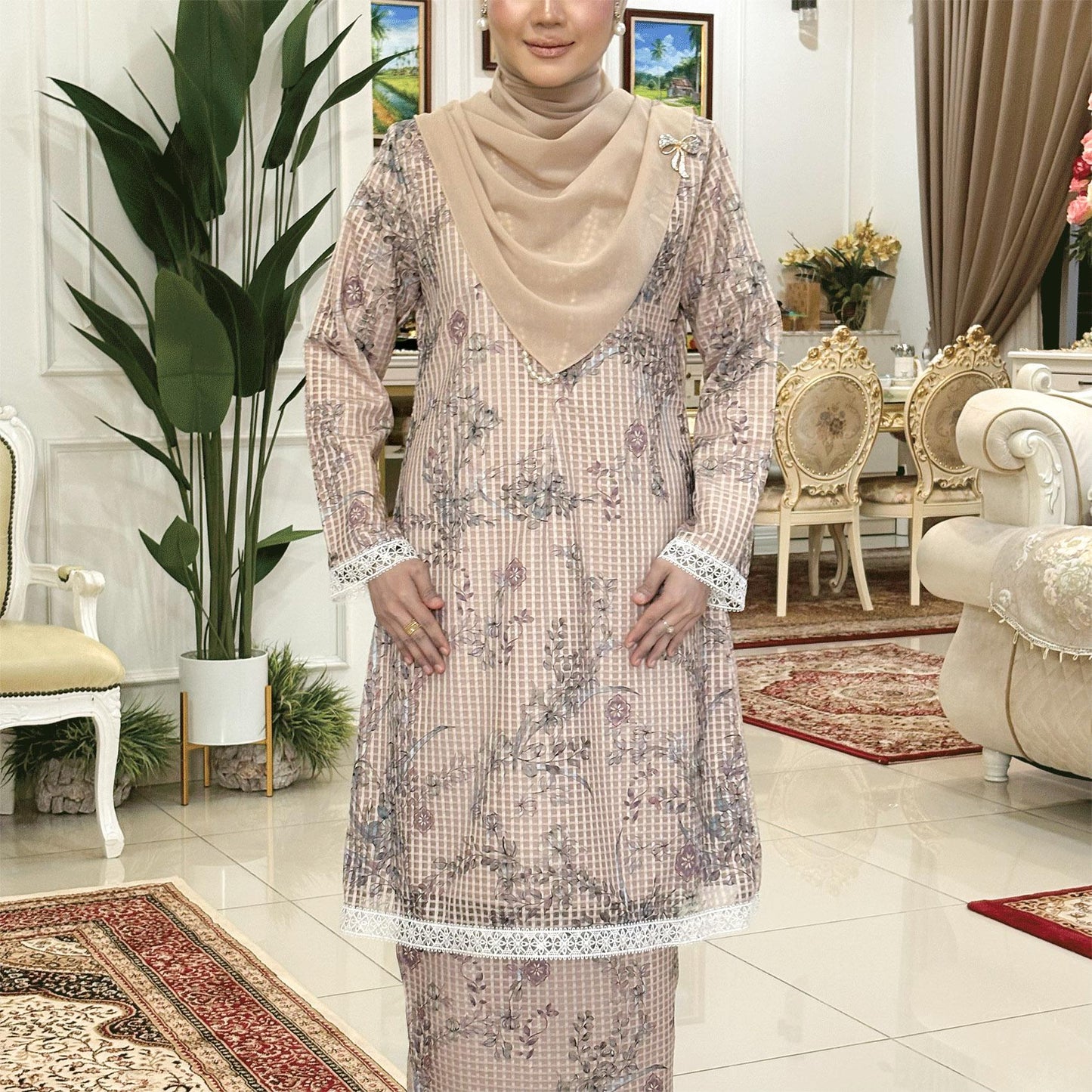 Sally Kurung