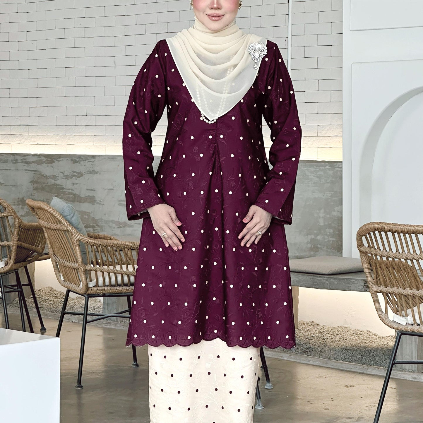 Maneesa Kurung