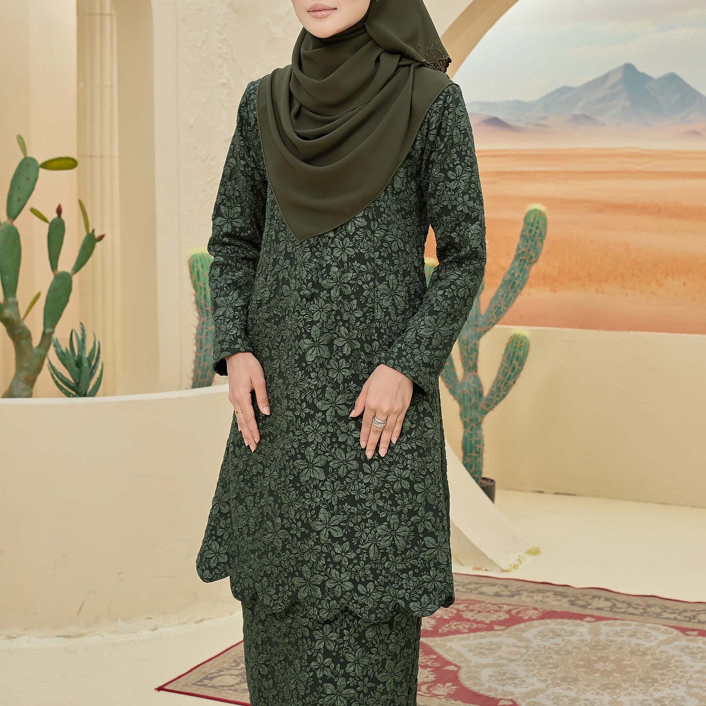 Lufeeya Kurung