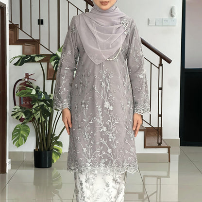 Izara Kurung