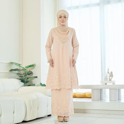 Leeya Kurung