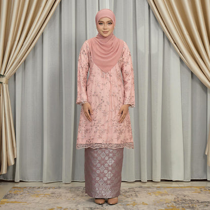 Afeeya Kurung