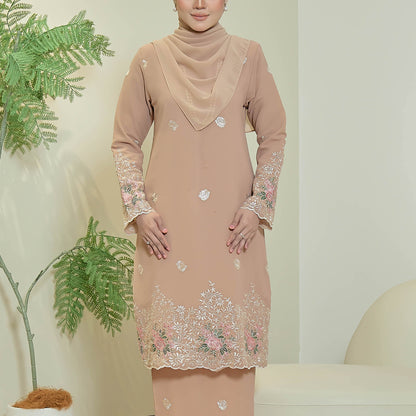 Feyra Kurung