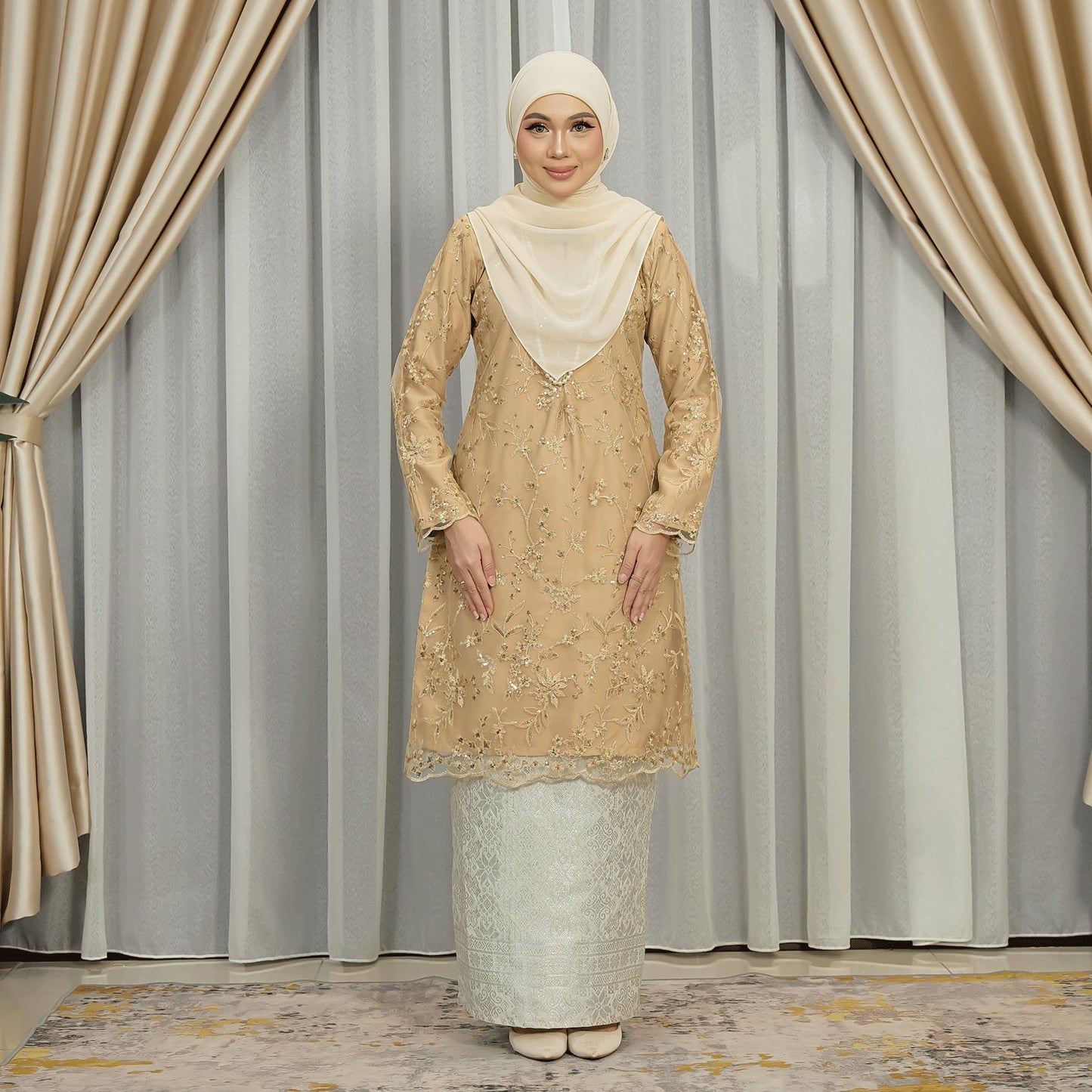 Afeeya Kurung