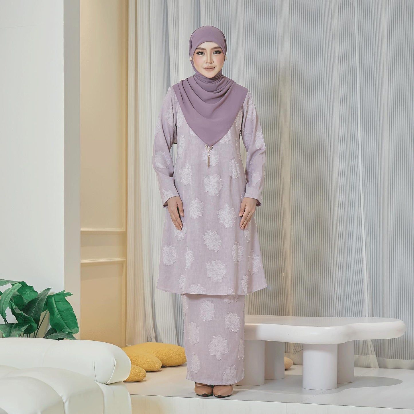 Livonna Kurung
