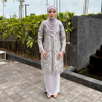 Salmy Kurung