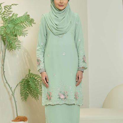 Feyra Kurung