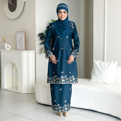 Fitra Kurung