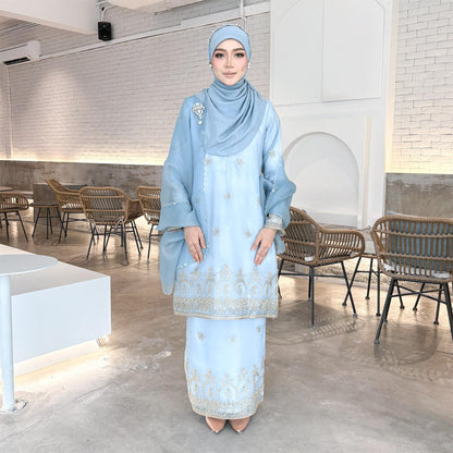 Lumiera Kurung