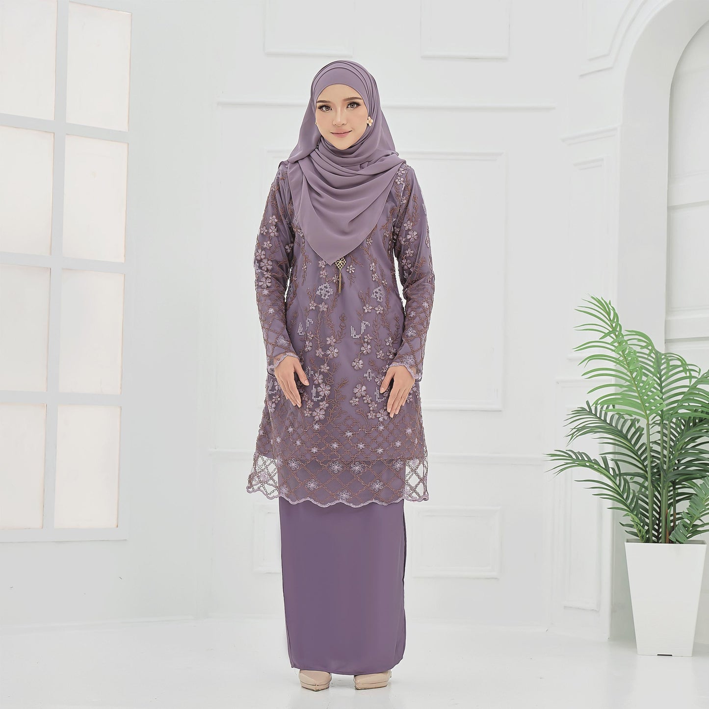 Roseina Kurung