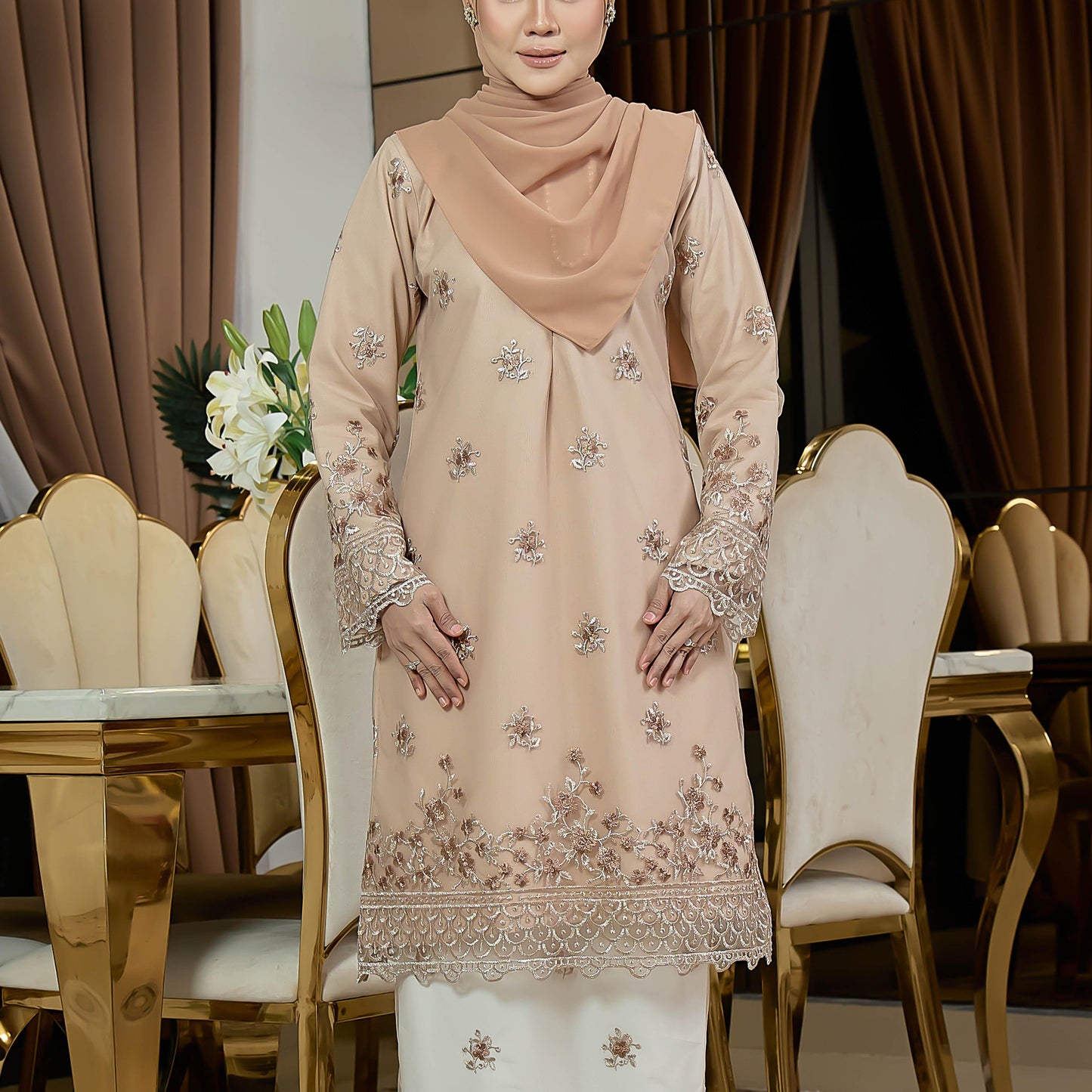 Zarelle Kurung