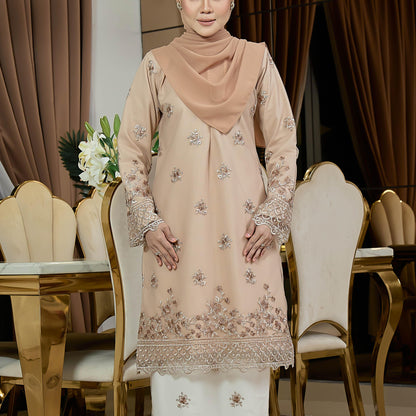 Zarelle Kurung