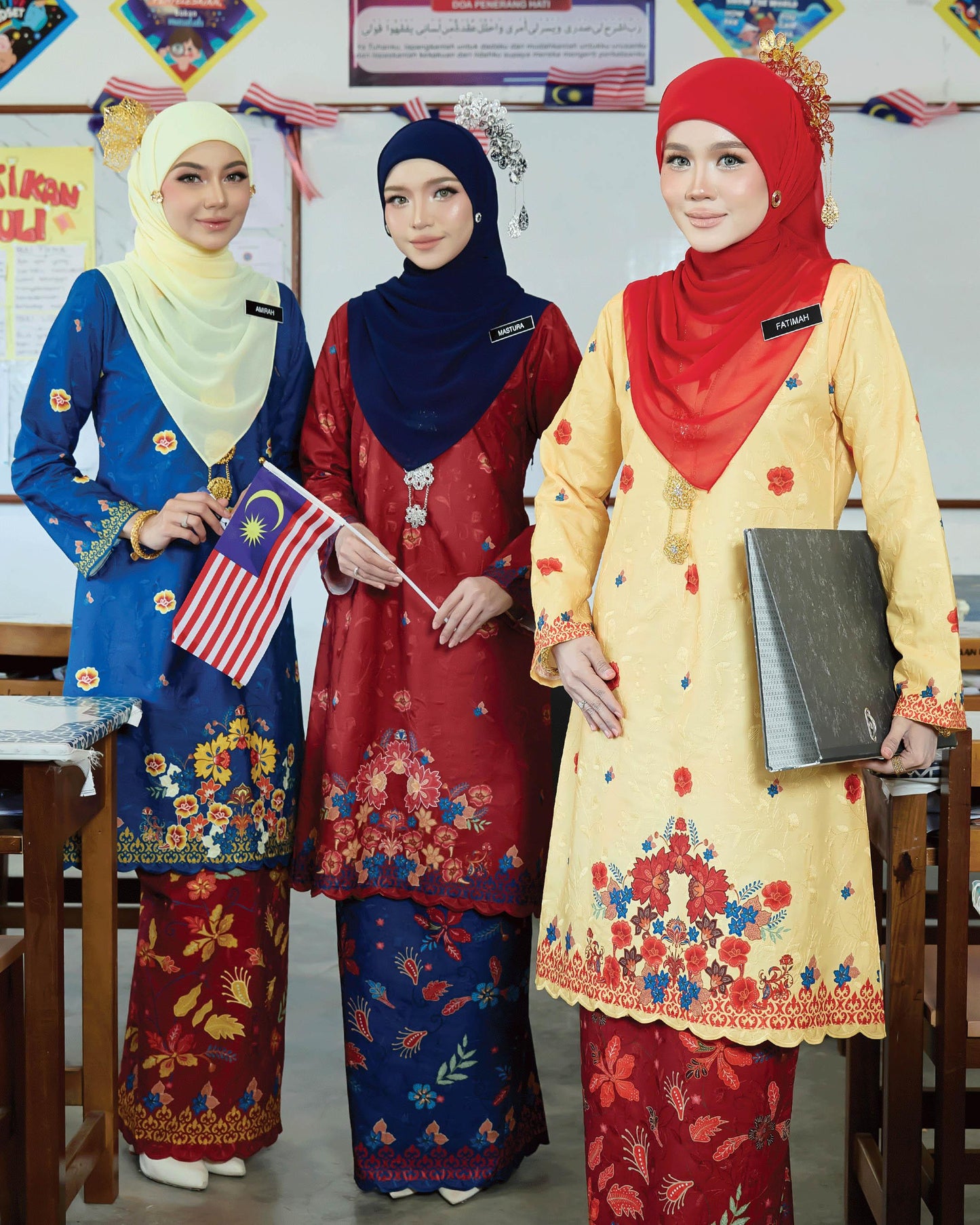 Nirmala Kurung Merdeka